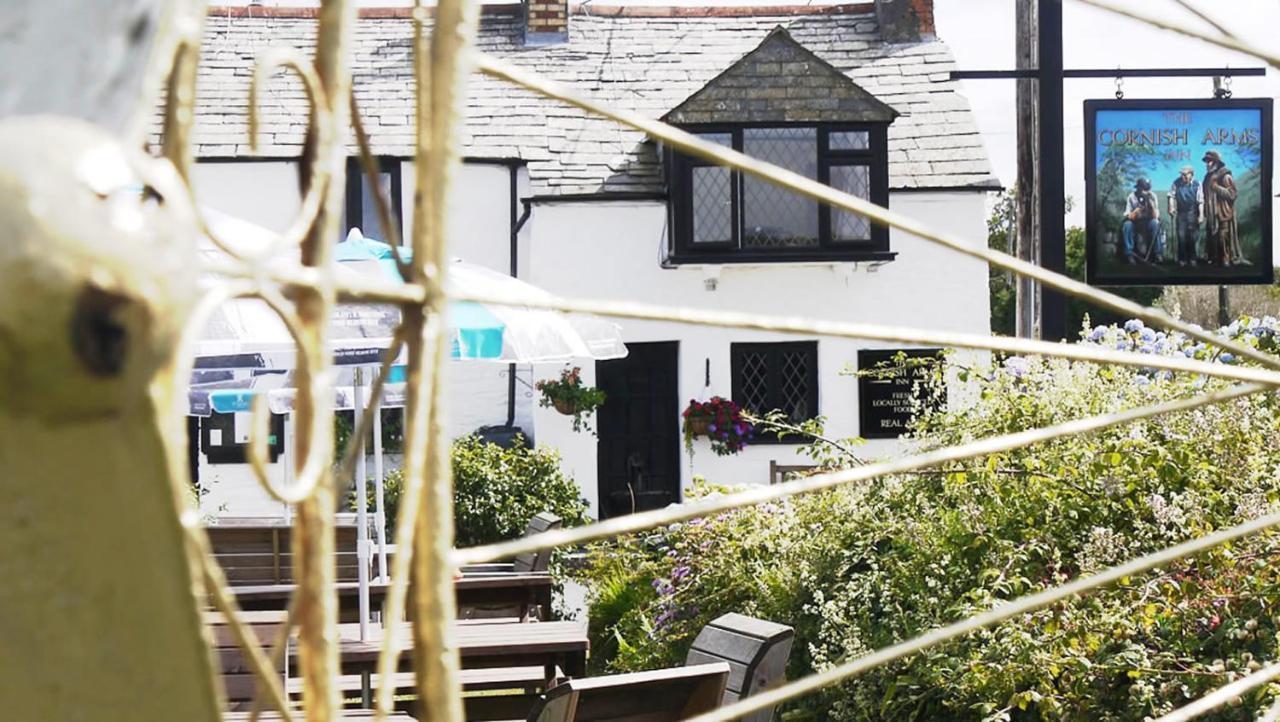 Cornish Arms Inn Port Isaac 2 Miles Pendoggett Exterior foto